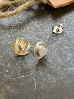 Load image into Gallery viewer, Venus studs
