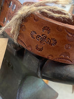 Load image into Gallery viewer, Belt~ Trophy~ swirl~ whiskey
