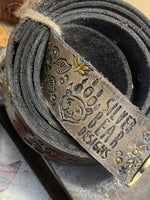 Load image into Gallery viewer, Belt~ Wildflower~ black/gold
