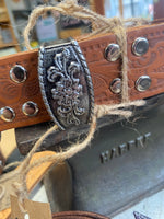 Load image into Gallery viewer, Belt~ Silver~ Floral~ Golden tan~
