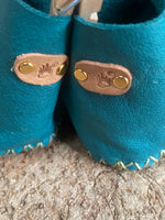 Load image into Gallery viewer, Munchkin Moccasins
