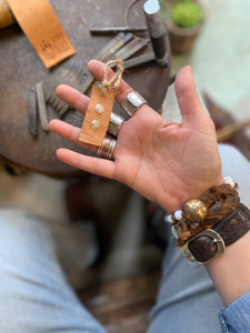 Venus studs