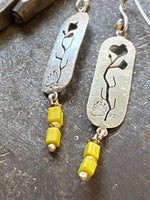 Load image into Gallery viewer, Wildflower earrings
