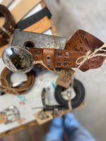 Load image into Gallery viewer, Belt~ Trophy~ swirl~ whiskey
