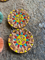 Load image into Gallery viewer, Sunny~ Leather~ earrings
