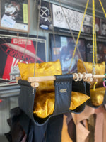 Load image into Gallery viewer, Kiddo’s swing
