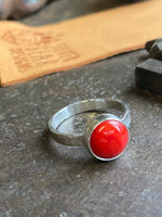 Load image into Gallery viewer, Kiss~ Red coral~ Ring
