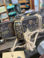 Load image into Gallery viewer, Belt~ Wildflower~ black/gold
