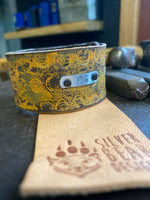 Load image into Gallery viewer, Eclipse~ moon~ Leather~ Cuff
