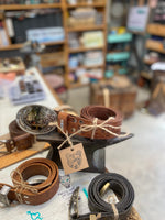 Load image into Gallery viewer, Belt~ Trophy~ swirl~ whiskey
